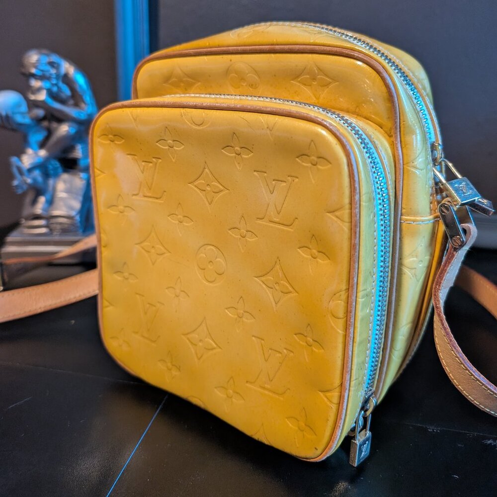 Louis Vuitton Yellow Monogram Vernis Wooster Crossbody Bag - Vintage